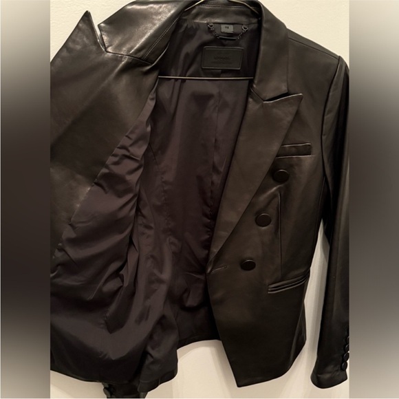 Leather blazer - Picture 2 of 4
